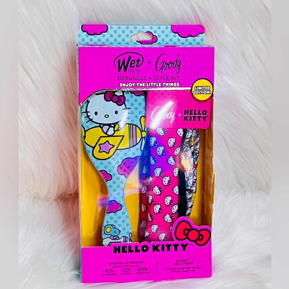 Hello Kitty Hairbrush Kit